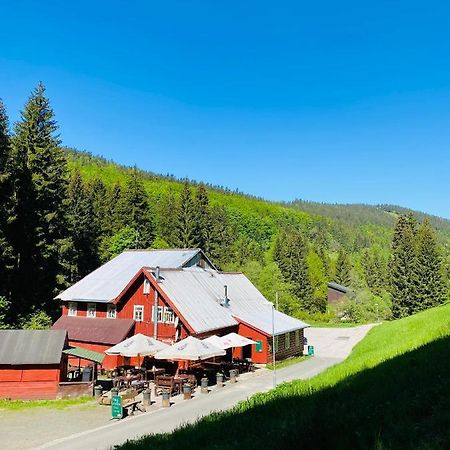 Penzion Lesni Zatisi- Harrachov Exteriör bild