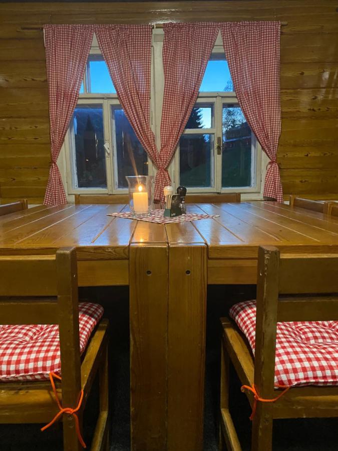 Penzion Lesni Zatisi- Harrachov Exteriör bild