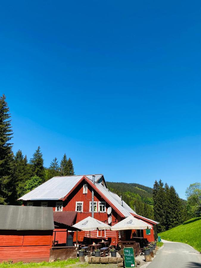 Penzion Lesni Zatisi- Harrachov Exteriör bild
