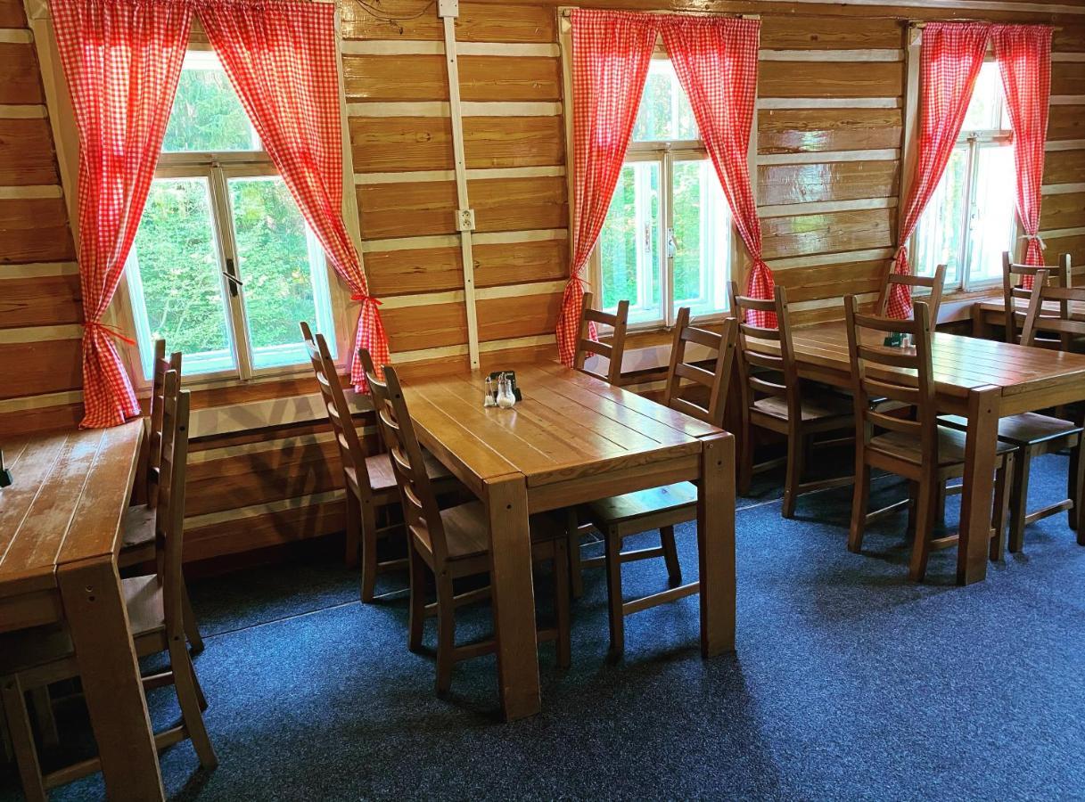 Penzion Lesni Zatisi- Harrachov Exteriör bild