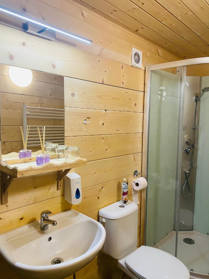 Penzion Lesni Zatisi- Harrachov Exteriör bild
