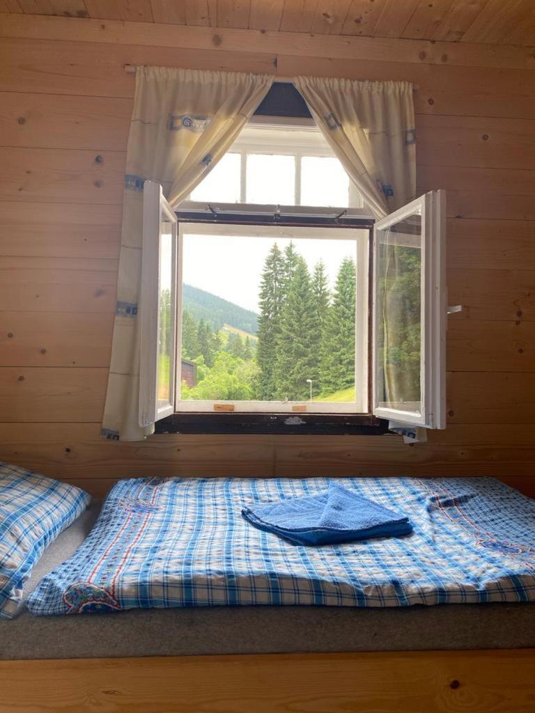 Penzion Lesni Zatisi- Harrachov Exteriör bild